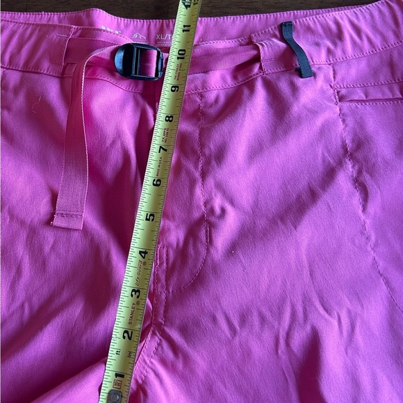 Helly Hansen Women's Pink Solen Classic Recycled Water Shorts Size XL - Picture 11 of 16